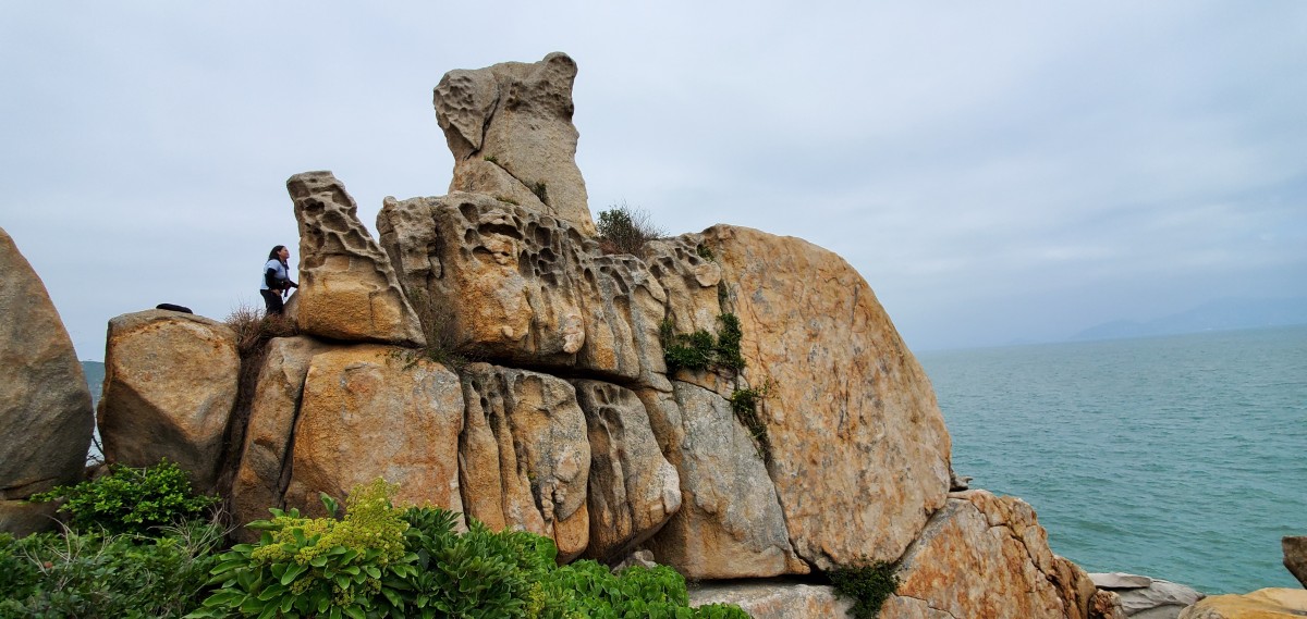 行山資訊介紹 5 特色行山篇 長洲 天九翅石 人面石 會員專區 會員專區 香港銀行華員會
